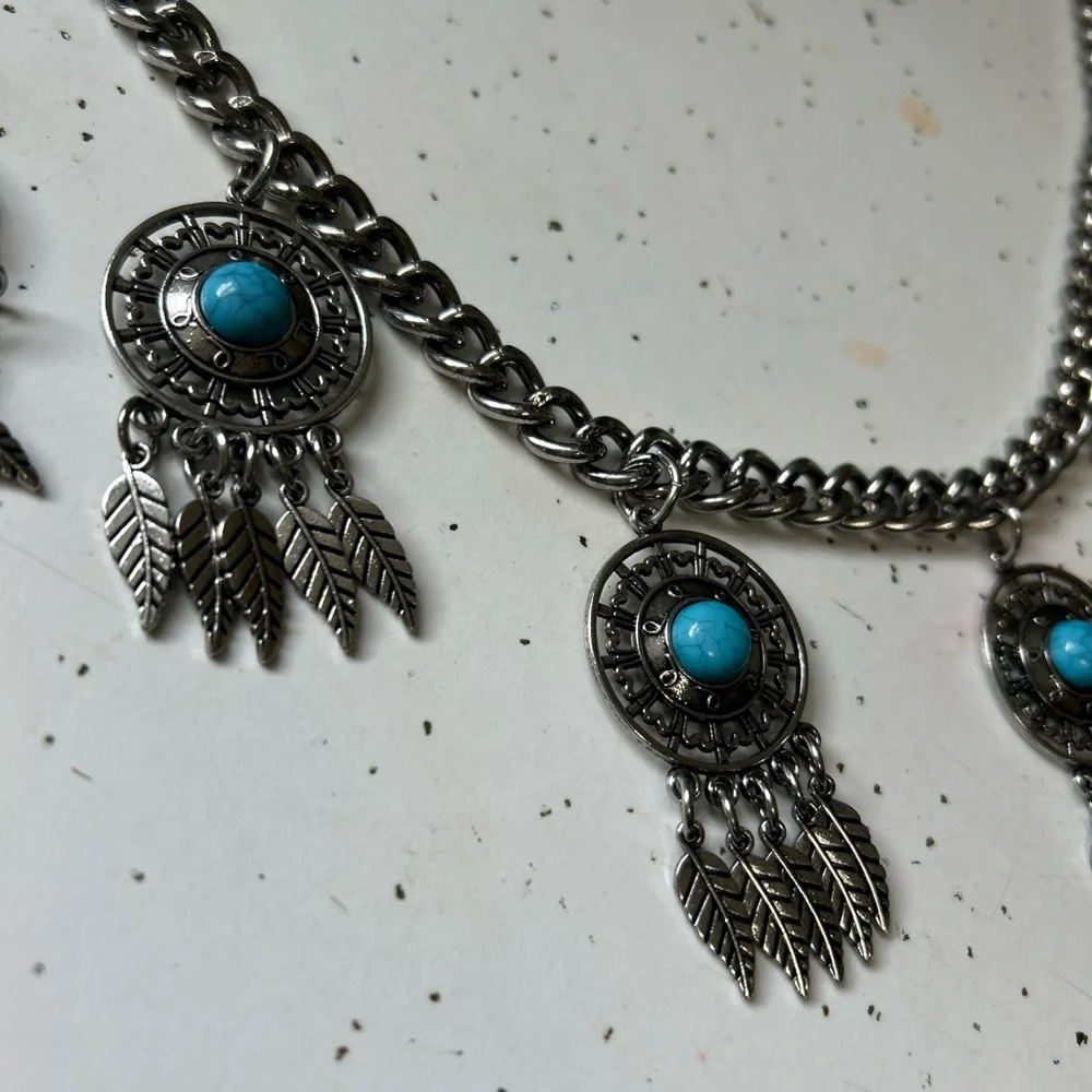 Silver‎ Chain Belt with Turquoise Details feather dream catcher